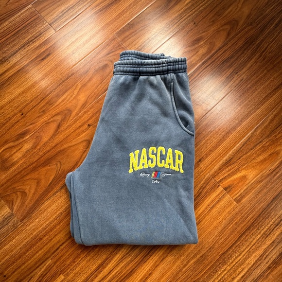 TILLYS x NASCAR Mens Fleece Joggers, size XL - Picture 1 of 9